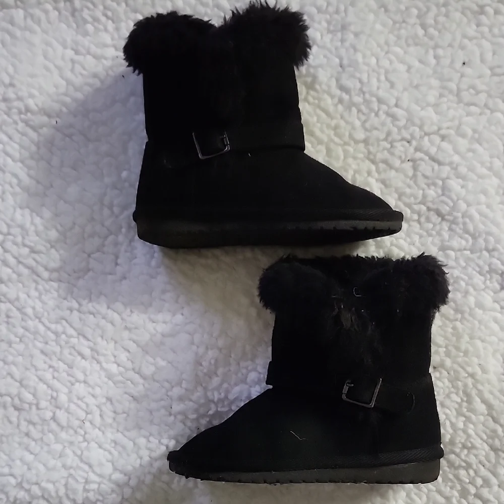 The Children's Place Black Fuzzy Boots